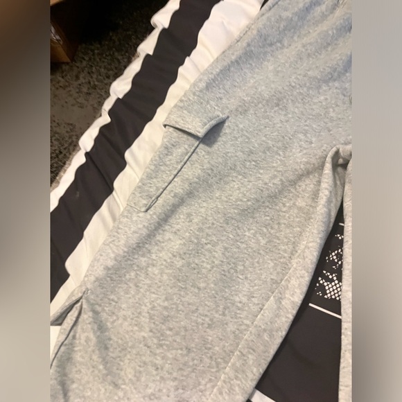 Gray Cargo Sweatpants - Picture 7 of 7